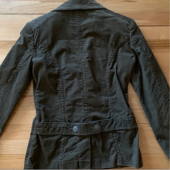 Bitten by Sarah Jessica Parker Olive Green Corduroy Blazer - Size Medium - Picture 10 of 10
